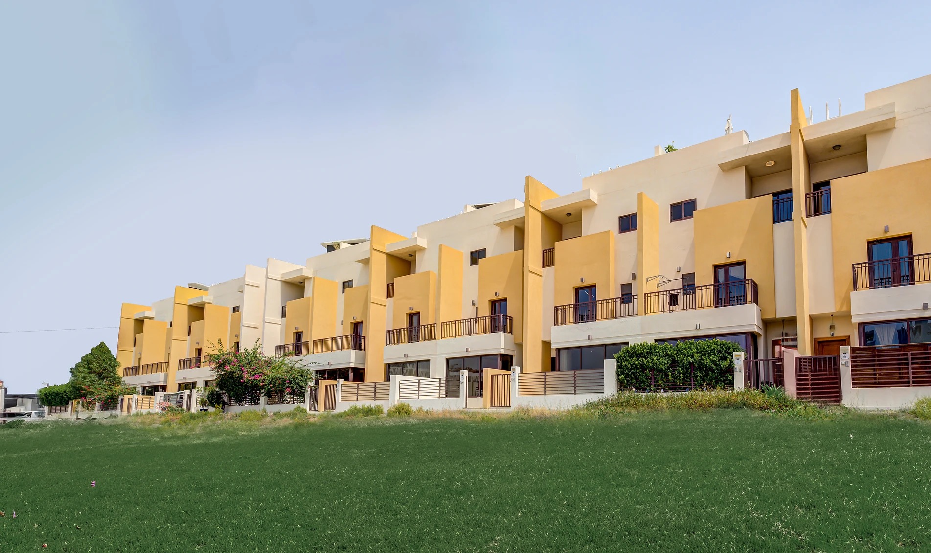 Bloomingdale lifestyle amenities and landscaping in Dubai Sports City, Dubai